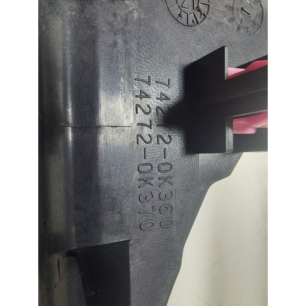 Moldura C/botão Vidro Traseiro L/e Hilux 2016/2022 Original