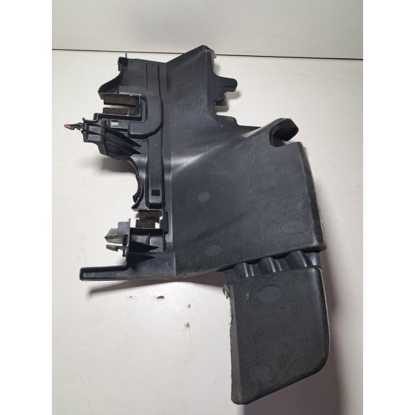 Defletor Radiador Direito Manual Hilux 2016/2020 Original