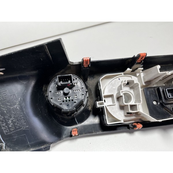 Moldura Botões Comando Ar Condicionado Hilux 16/20 Original Preto