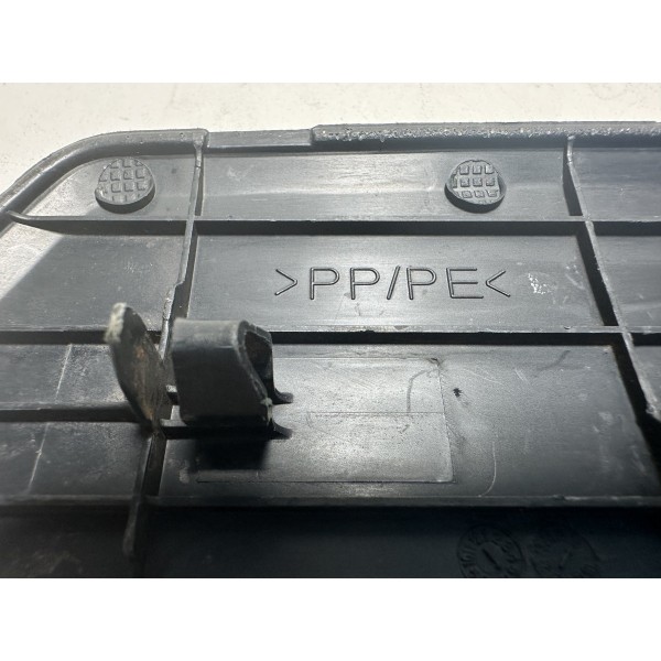 Soleira Porta Traseira Direita Hilux 2016 A 2020 Original Cinza-escuro