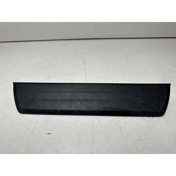 Soleira Moldura Porta Traseira Esquerda Hilux 2016 2020 Orig Preto