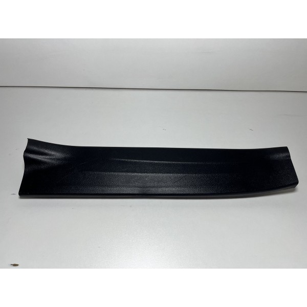 Soleira Interna Porta Traseira Direita Hilux 16/23 Original Preto