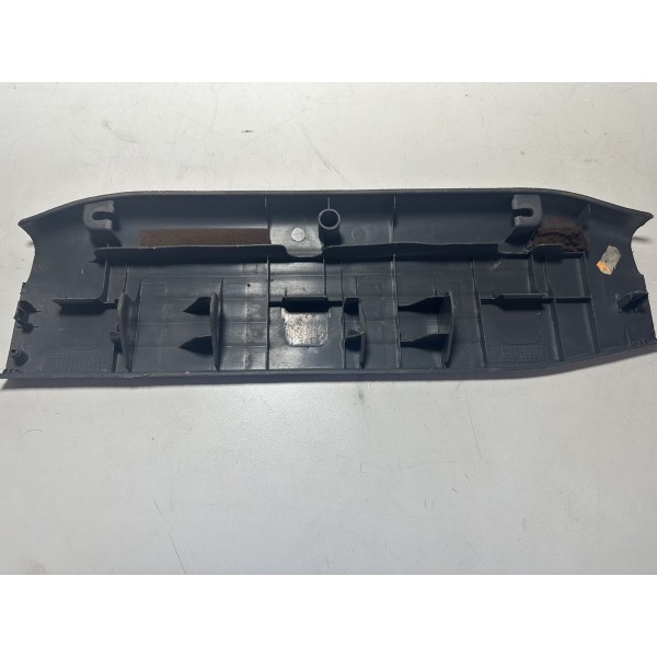 Soleira Porta Traseira Esquerda Hilux 2005/2015 Original Cinza