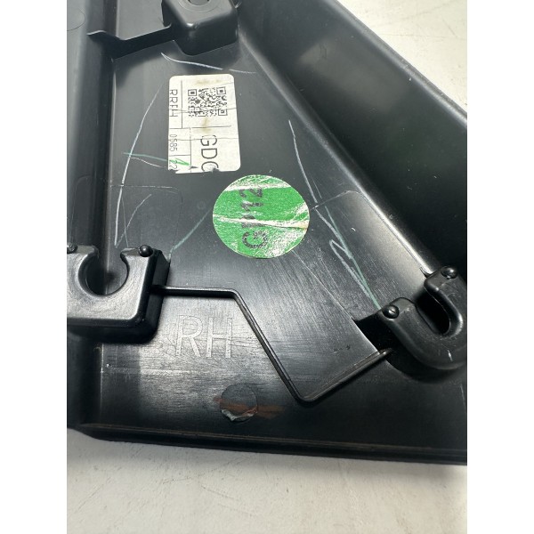 Acabamento Porta Traseira Direita Hilux 2016/2021 Original