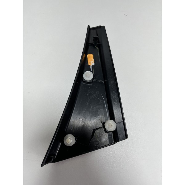 Acabamento Porta Traseira Esquerda Hilux 16/21 Original