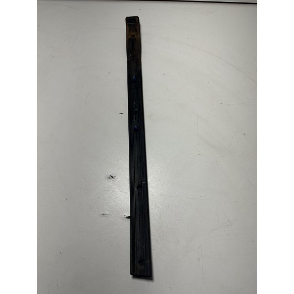 Borracha Coluna Central L/e Toyota Hilux 2016/2021 Original