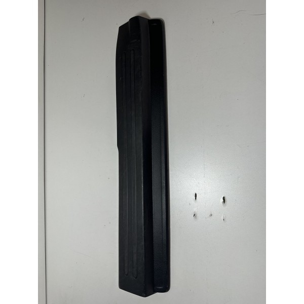 Soleira Dianteira Esquerda L200 New Triton 2016/2023 Orignal Preto