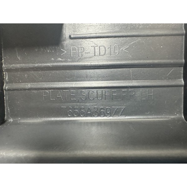 Soleira Dianteira Esquerda L200 New Triton 2016/2023 Orignal Preto