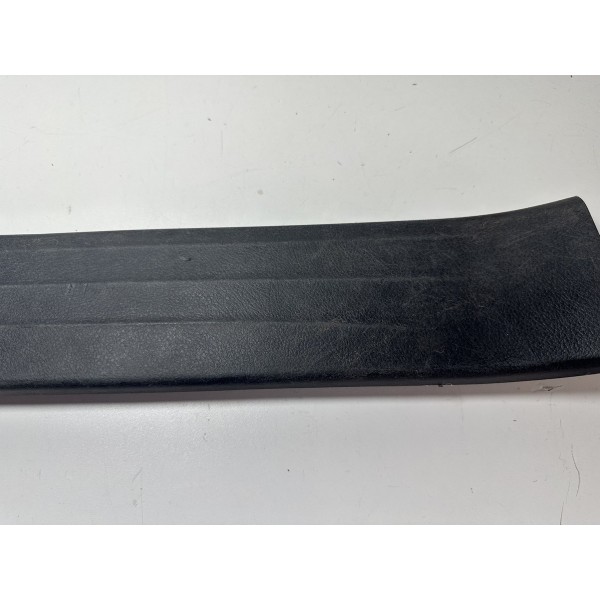 Soleira Porta Hilux Sw4 Dianteira Direita 2016/2024 Original Preto