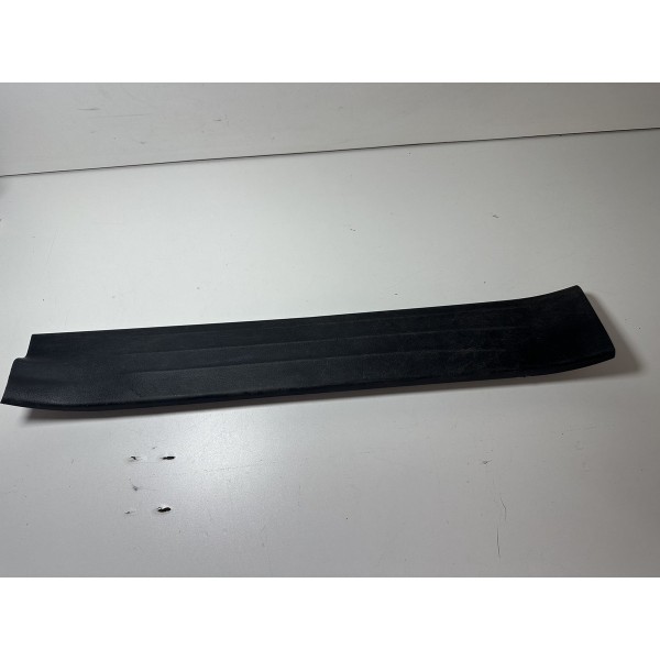 Soleira Porta Hilux Sw4 Dianteira Direita 2016/2024 Original Preto