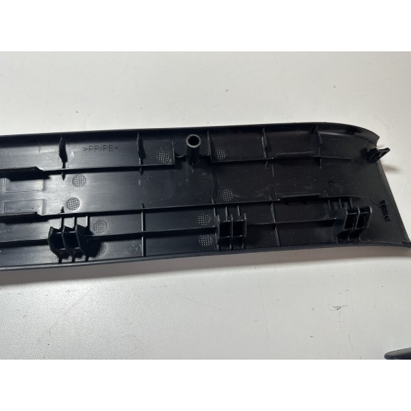 Soleira Porta Hilux Sw4 Dianteira Direita 2016/2024 Original Preto