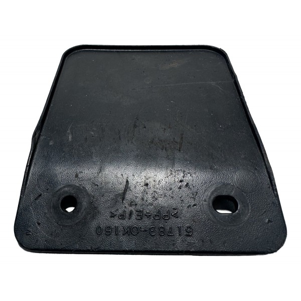 Acabamento Parabarro Traseiro Hilux 2016/2024 Original