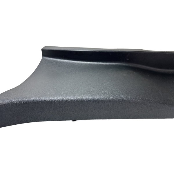 Acabamento Coluna Traseira Inferior Esquerda Hilux 2017/2022