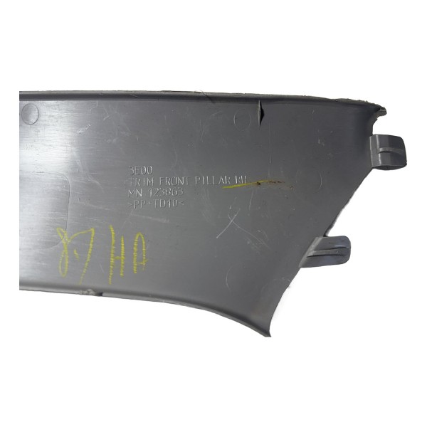 Acabamento Interno Coluna Para-brisa Ld Triton Hpe 08/15 Ogn