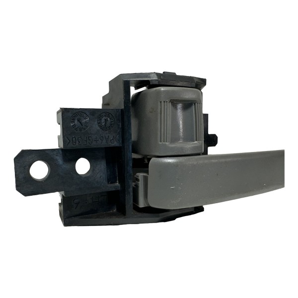 Maçaneta Interna Lado Esquerdo L200 2018/2022 Original - Dianteira/traseira