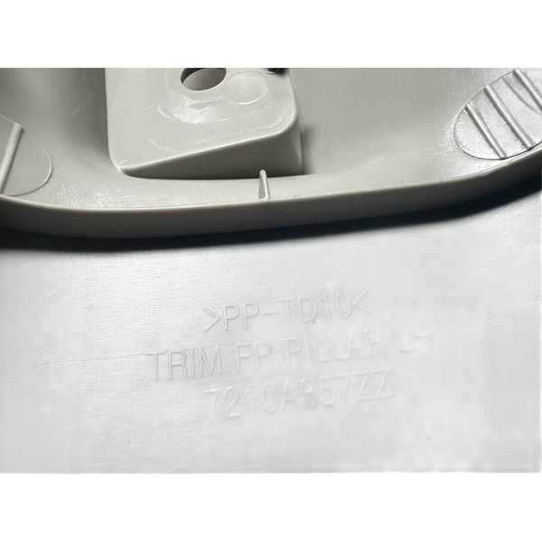 Acabamento Coluna Parabrisa Esquerdo L200 16/23 Original