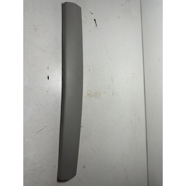 Moldura Do Vidro Vigia Toyota Sw4 Original