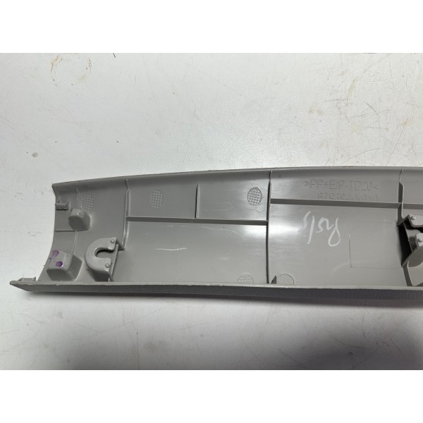 Moldura Do Vidro Vigia Toyota Sw4 Original