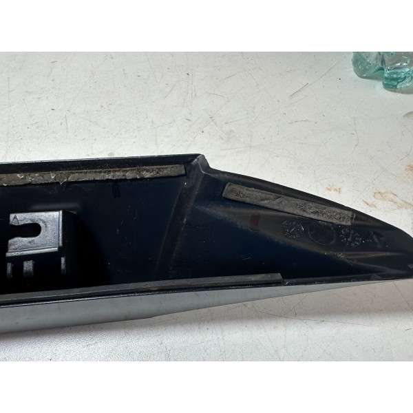 Moldura Vidro Fixo Lado Direito Sw4 2016/2024 Original Preto