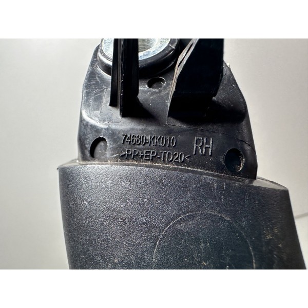 Alça De Segurança Da Coluna Central Direita Hilux 2016/2021