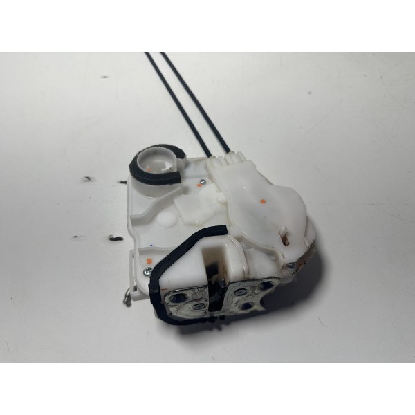 Fechadura Traseira Direita L200 Triton Mitsubishi 2018/2021