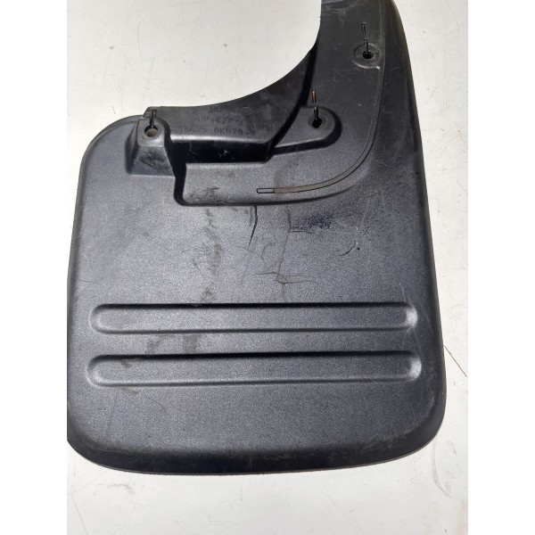 Lameiro Para-barro Traseiro Direito Toyota Hilux 2005 A 2015