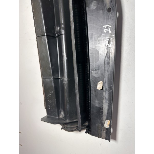 Grade Grelha Toyota Hilux 2006/2015 Direito Original Preto