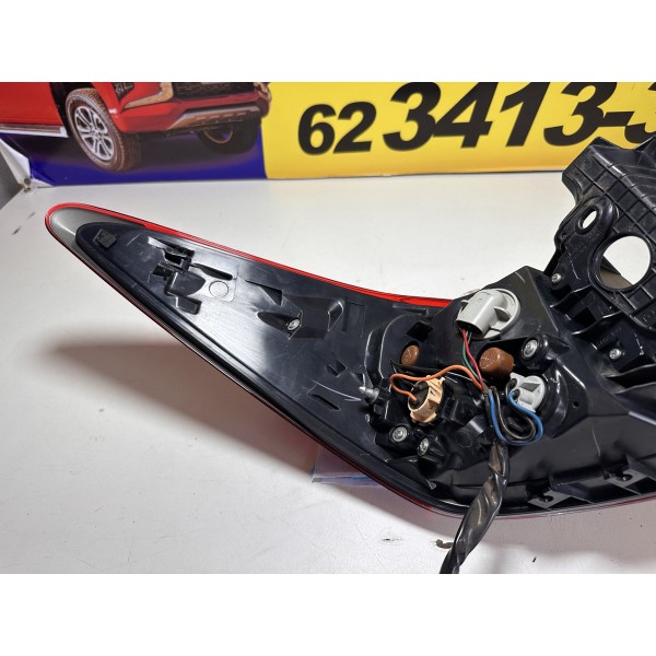 Lanterna Traseira Direita Hilux Sw4 Canto 16/20 Original