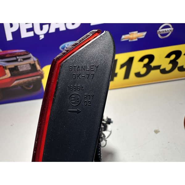 Lanterna Traseira Hilux Sw4 Tampa 16/20 C/led Original L/d Vermelho