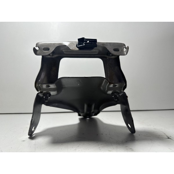 Suporte Do Duto De Ar Traseiro Hilux 2016/2020 Original