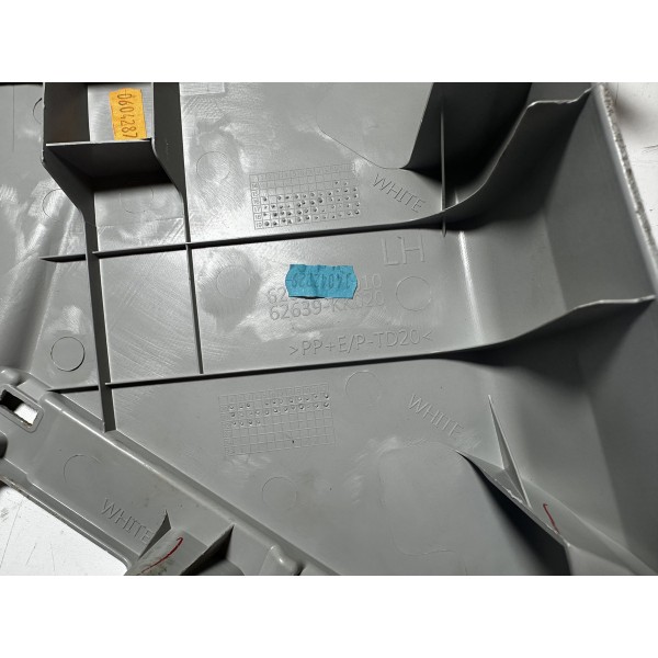 Acabamento Coluna Traseira Esquerdo Toyota Sw4 Original