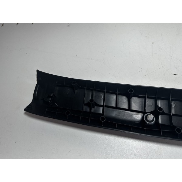 Acabamento Soleira Porta Malas Toyota Sw4 16/22 Original Preto