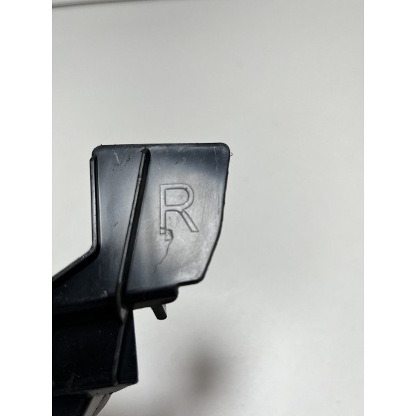 Acabamento Churrasqueira Lado Direito Hilux 17/21 Original