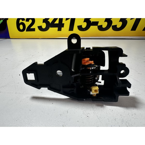 Maçaneta Interna Dianteira Esquerda L200 Triton Cromada 2012