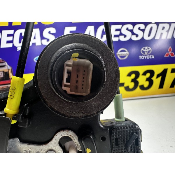 Tranca Da Fechadura Traseira Esquerda Sw4 06/15 Manual