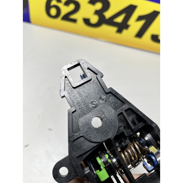 Maçaneta Interna Dianteira Direita Mitsubishi 2010/2015 Dianteira/traseira