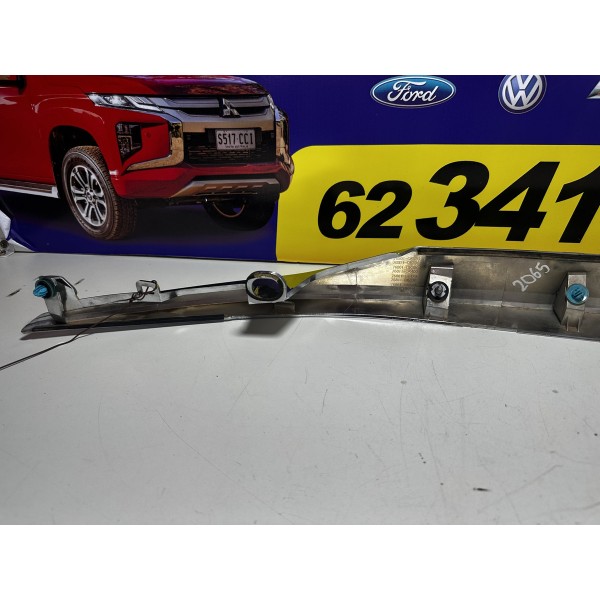 Friso Traseiro Cromado Hilux Sw4 2016/2019 Original