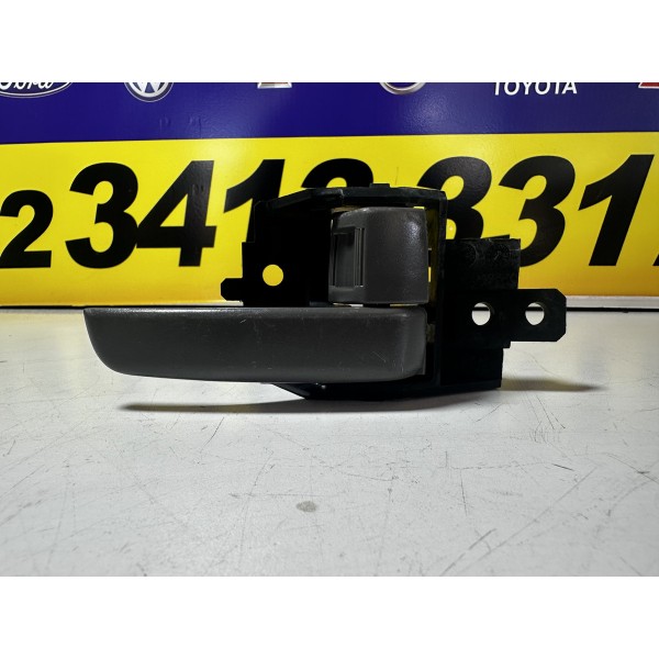 Maçaneta Interna Dianteira Direita L200 Triton 2011/2017 Dianteira