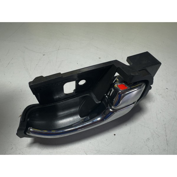 Maçaneta Interna Traseira L/d Cromada S10 2015/2020 Original - Dianteira/traseira