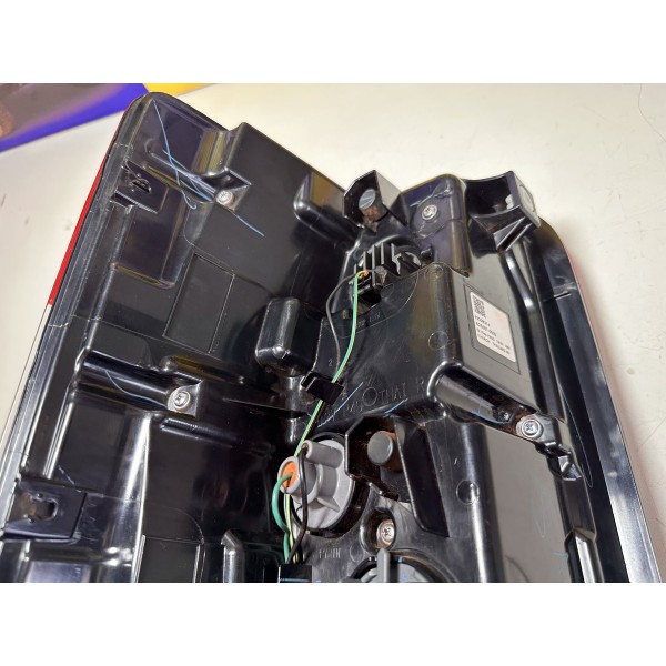 Lanterna C Led L200 Triton Sport 2021/2023 L/d Original Vermelho