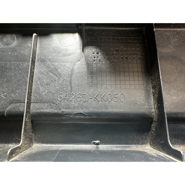 Moldura Traseiro Superior Hilux 2016/2020  Original