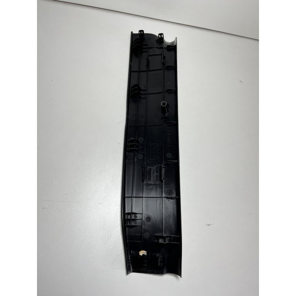 Soleira Interna Porta Traseira Toyota Hillux Srv 16/20 Origi Preto