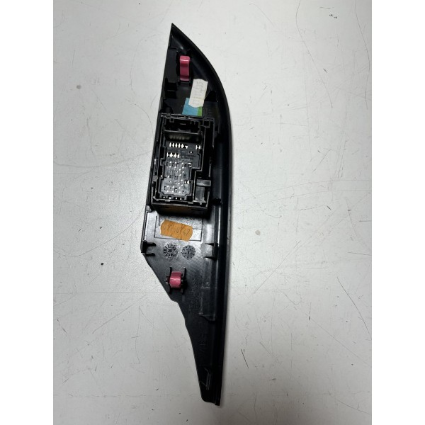 Botao Vidro Eletrico Traseiro Direito Hilux 2017/20 Original