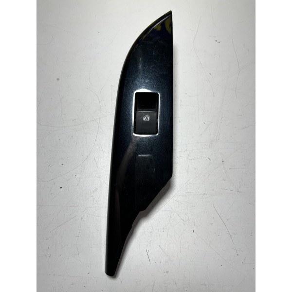 Botao Vidro Eletrico Traseiro Direito Hilux 2017/20 Original