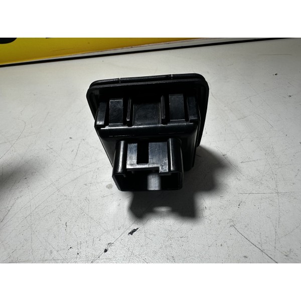 Tomada 100w Console Sw4 2021/2023 Original