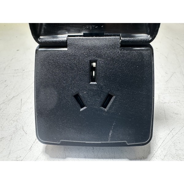 Tomada 100w Console Sw4 2021/2023 Original