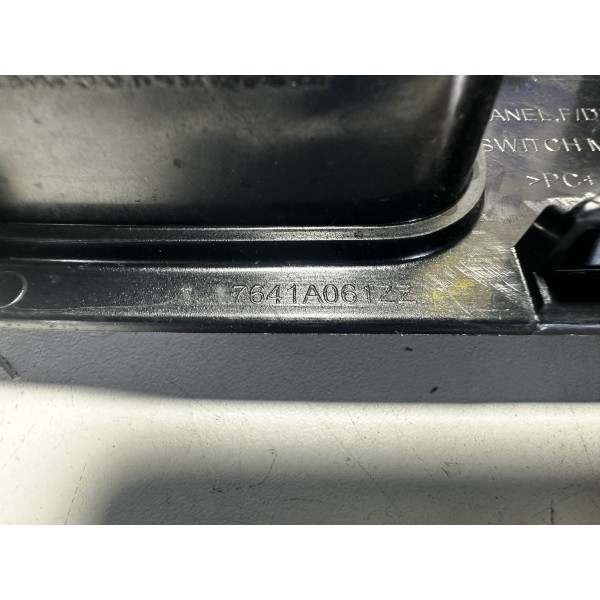 Moldura Botão Vidro L200 New Triton L/e 16/20 Original