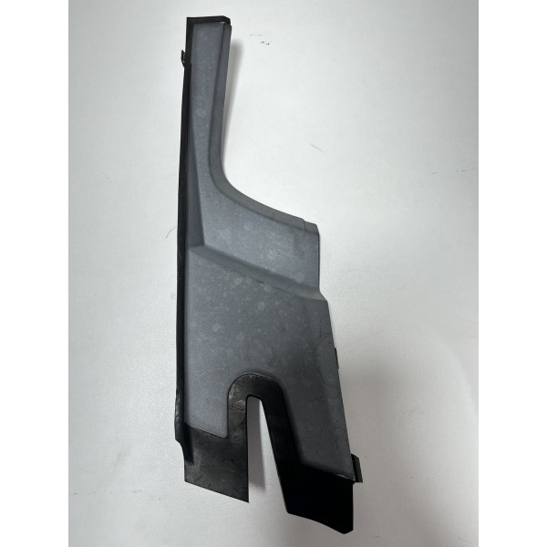 Moldura Lateral Churrasqueira Direita S10 12/22 Original