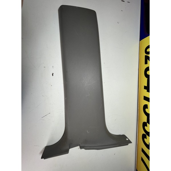 Acabamento Coluna Esquerda L200 Triton 2015 Original (risco)