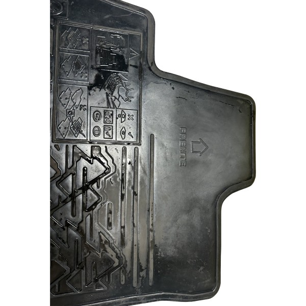 Tapete Dianteiro Esquerdo Preto Hilux 2016/2025 Original